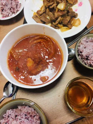 GS25 YOU US  오모리김치돼지찜 — 5점을 준 리뷰어가 2018년 3월 올린 사용 사진