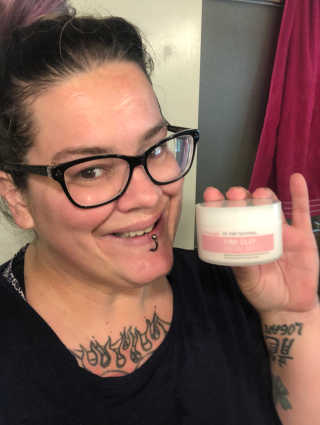 Dr.pore tightening pink clay facial mask — 4.33점을 준 리뷰어가 2018년 9월 올린 사용 사진