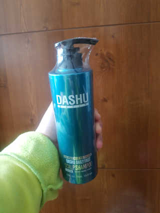 다슈코리아 다슈 데일리 패스트 한방 두피 샴푸 500ml — 5점을 준 리뷰어가 2018년 2월 올린 사용 사진