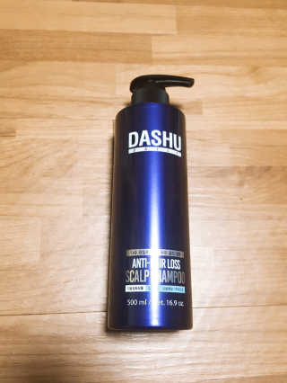 다슈코리아 다슈 데일리 한방 두피 골드 샴푸 500ml — 4.67점을 준 리뷰어가 2017년 9월 올린 사용 사진