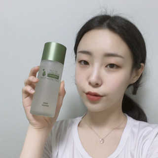 데일리톡스톡스 데일리톡스 워터밤 차요테 모이스처라이징 토너 — 5점을 준 리뷰어가 2018년 2월 올린 사용 사진
