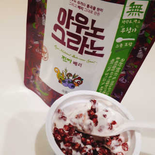 아우노그라노 오리지날, 진짜 베리, 진짜 카카오 — 4.33점을 준 리뷰어가 2018년 3월 올린 사용 사진