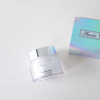 파시스 올인원 진주 화이트닝 크림 100ml — 4.33점을 준 리뷰어가 2019년 1월 올린 사용 사진