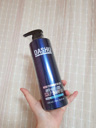 다슈코리아 다슈 데일리 단백질 한방 두피 골드 샴푸 500ml — 5점을 준 리뷰어가 2019년 11월 올린 사용 사진