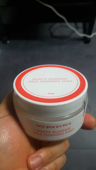 포피엠테라피 화이트 블라썸 밀크 푸딩솝 — 4점을 준 리뷰어가 2019년 7월 올린 사용 사진