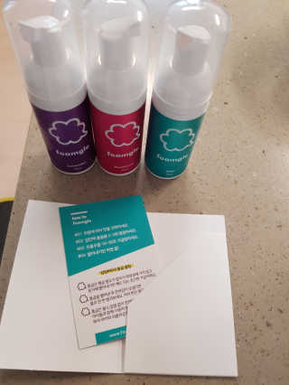 폼글 I foamgle [폼글] 거품가글 50ml 3종 - 민트, 라벤더, 라즈베리 — 5점을 준 리뷰어가 2019년 11월 올린 사용 사진