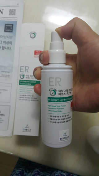 Dr.메디션 이알세붐컨트롤 에센스미스트 [피지조절] — 4.83점을 준 리뷰어가 2018년 8월 올린 사용 사진