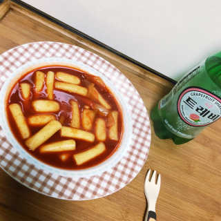 미쓰리떡볶이 just 10 min 패키지 — 5점을 준 리뷰어가 2018년 5월 올린 사용 사진