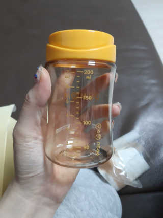 유비맘 PPSU 젖병 노꼭지_200ml_컬러 랜덤 발송 — 4점을 준 리뷰어가 2020년 1월 올린 사용 사진