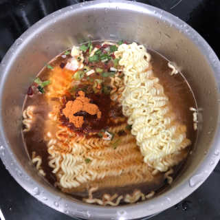 라면 그대로가 제일 맛있는 더엄마라면 — 5점을 준 리뷰어가 2019년 7월 올린 사용 사진