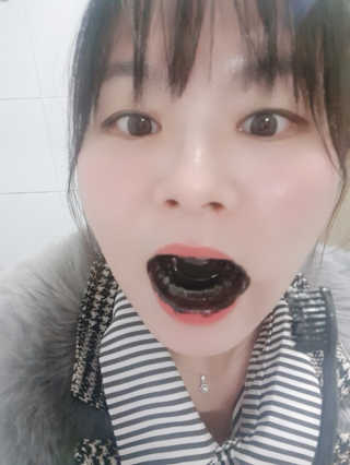 the naked object 디블랙팩치약 디블랙칫솔 세트 — 2점을 준 리뷰어가 2020년 2월 올린 사용 사진