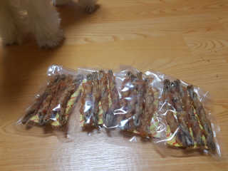 [펫토리아] 뚝딱뚝딱 400g 강아지 간식 베스트5종 — 4.5점을 준 리뷰어가 2019년 1월 올린 사용 사진
