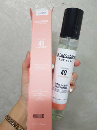 더블유드레스룸 드레스퍼퓸 150ml — 4.67점을 준 리뷰어가 2018년 10월 올린 사용 사진