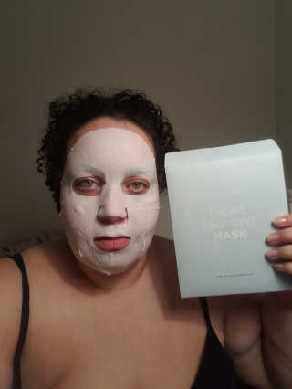 아이뽀 모든 피부 타입을위한 AIPPO Expert Hydrating Mask — 4.33점을 준 리뷰어가 2018년 3월 올린 사용 사진