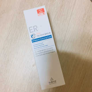 Dr.메디션 ER 네이처 클렌징폼- 오일리스킨용 — 4.5점을 준 리뷰어가 2018년 7월 올린 사용 사진