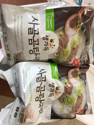[풀무원] 사골곰탕국밥 황태해장국밥 — 5점을 준 리뷰어가 2018년 6월 올린 사용 사진