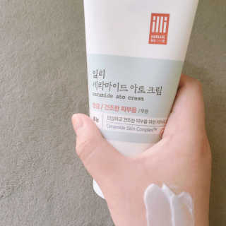 일리윤 세라마이드 아토 집중 크림 — 4점을 준 리뷰어가 2017년 6월 올린 사용 사진