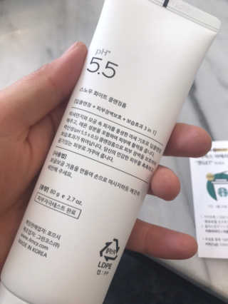 포므시 스노우화이트클렌징폼pH5.5 — 5점을 준 리뷰어가 2019년 6월 올린 사용 사진