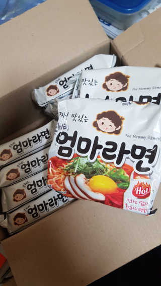 라면 그대로가 제일 맛있는 더엄마라면 — 3점을 준 리뷰어가 2019년 6월 올린 사용 사진