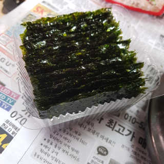 광천우리맛김 한봉지 2~3인분, 아삭하고 향긋한 우리파래식탁김28매 — 4.33점을 준 리뷰어가 2018년 4월 올린 사용 사진