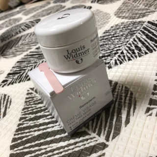 루이스 비드마 레메덤 페이스 크림 50ml — 4.83점을 준 리뷰어가 2018년 11월 올린 사용 사진