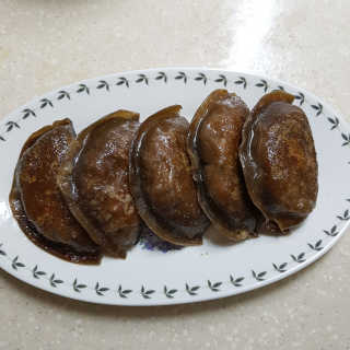 유천냉면 유천 비빔냉면 2인분+메밀지짐만두 280g — 5점을 준 리뷰어가 2018년 6월 올린 사용 사진