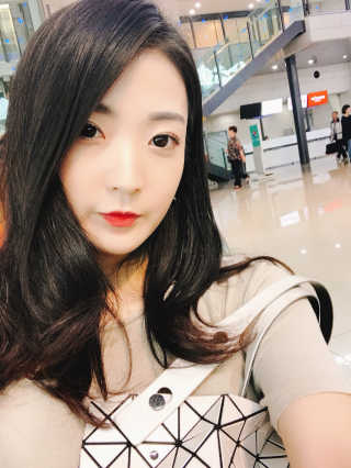 [블랙루즈] 코튼 립 컬러 — 4.33점을 준 리뷰어가 2018년 9월 올린 사용 사진