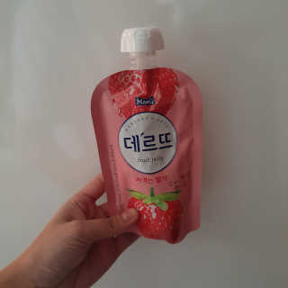 데르뜨 떠먹는 과일 3종, 짜먹는 과일 2종 총 10개 체험 — 5점을 준 리뷰어가 2020년 3월 올린 사용 사진