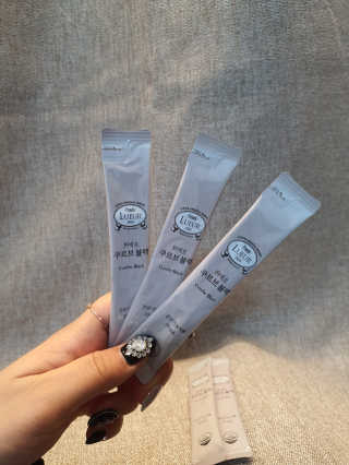 [하우투잇] 뤼에르 쿠르브 블랙 10ml x 30포 총 300ml — 5점을 준 리뷰어가 2020년 3월 올린 사용 사진