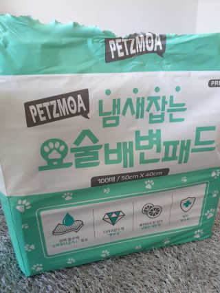 페츠모아 냄새잡는 요술배변패드 — 3점을 준 리뷰어가 2020년 3월 올린 사용 사진