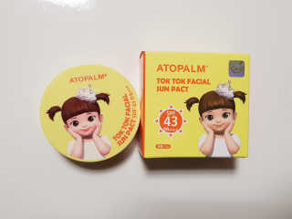 아토팜 톡톡 페이셜 선팩트 SPF43 PA+++ — 5점을 준 리뷰어가 2018년 4월 올린 사용 사진