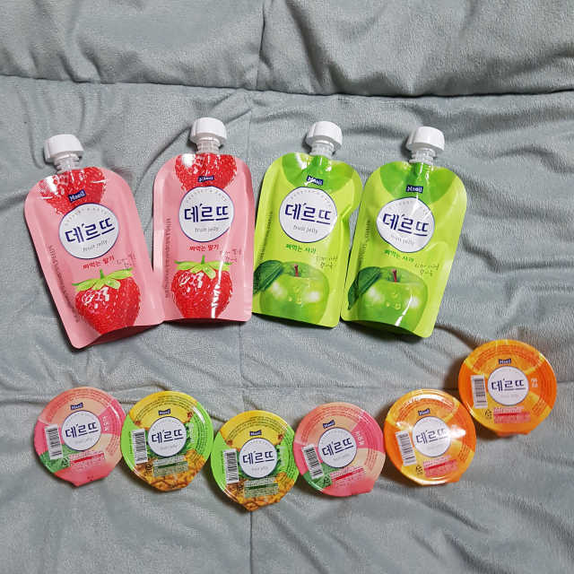 데르뜨 떠먹는 과일 3종, 짜먹는 과일 2종 총 10개 체험 리뷰 사진