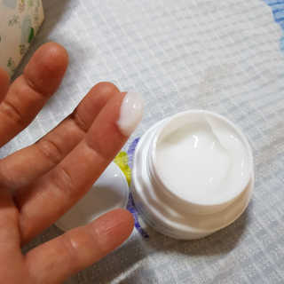 자빈드서울 시티플라워 아쿠아 젤 크림 — 4점을 준 리뷰어가 2019년 7월 올린 사용 사진