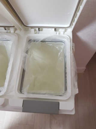 창신리빙 [프랑코 원터치 밀폐형 휴지통 30L] 똑똑한 정리 수납 — 5점을 준 리뷰어가 2020년 3월 올린 사용 사진