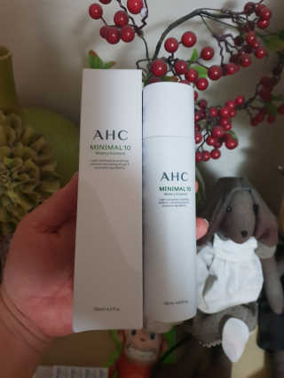AHC 에이 에이치 씨 미니멀 10 워터리 에센스 — 4.33점을 준 리뷰어가 2018년 12월 올린 사용 사진