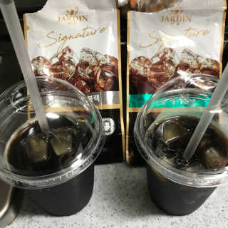 (주)쟈뎅 쟈뎅 시그니처 블랙, 헤이즐넛 230ml — 5점을 준 리뷰어가 2018년 7월 올린 사용 사진