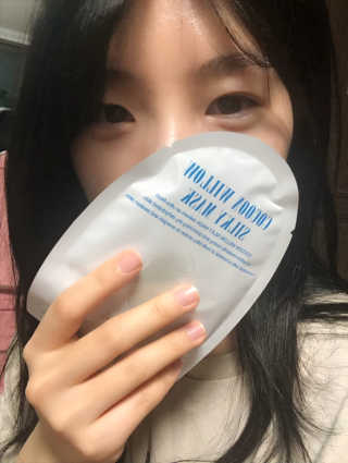 23years old 코쿤 윌로우 실키 마스크 — 4점을 준 리뷰어가 2018년 4월 올린 사용 사진