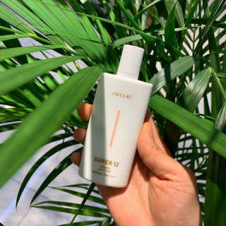 쥴라이Jullai 슈퍼 12 바운스 선 플루이드 SPF50+ PA++++ — 4점을 준 리뷰어가 2019년 7월 올린 사용 사진