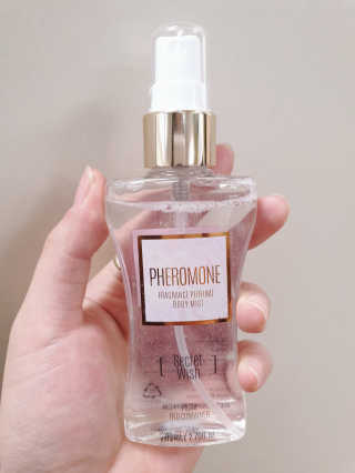 레드컨테이너 페로몬향 퍼퓸 바디미스트 80ml — 4점을 준 리뷰어가 2019년 12월 올린 사용 사진