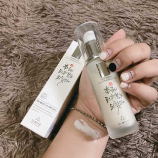 Dr.메디션 본래의 피부로 되돌려주는 리턴미백에센스 — 5점을 준 리뷰어가 2018년 9월 올린 사용 사진