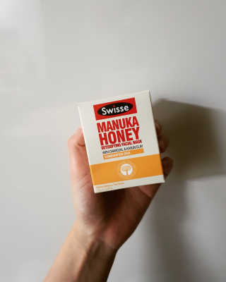 SWISSE 스위스 마누카 허니 디톡시파잉 페이셜 마스크 — 5점을 준 리뷰어가 2019년 12월 올린 사용 사진