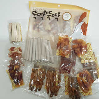 [펫토리아] 뚝딱뚝딱 400g 강아지 간식 베스트5종 — 4점을 준 리뷰어가 2019년 1월 올린 사용 사진