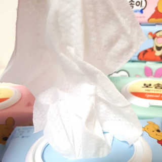 보솜이 아기물티슈 베이비케어 푸에디션 캡 74매 10입 — 5점을 준 리뷰어가 2019년 4월 올린 사용 사진