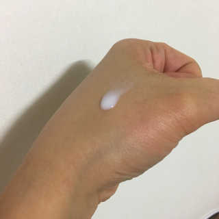 이솔화장품 이솔 세범 리스 포어 토너 200ml — 5점을 준 리뷰어가 2018년 8월 올린 사용 사진