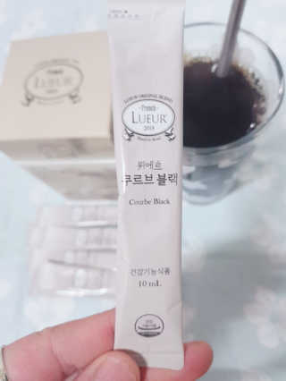 [하우투잇] 뤼에르 쿠르브 블랙 10ml x 30포 총 300ml — 5점을 준 리뷰어가 2020년 3월 올린 사용 사진
