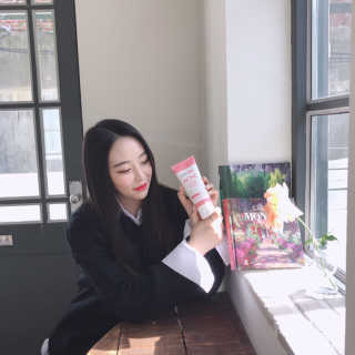 아크웰 아크네 클리어링 딥 클렌징 폼 — 3.5점을 준 리뷰어가 2018년 11월 올린 사용 사진