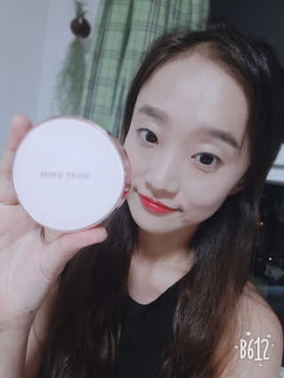 밀키드레스 바비메이크 베일 쿠션 — 4.17점을 준 리뷰어가 2018년 7월 올린 사용 사진