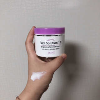 지고트 비타솔루션12 브라이트닝 앰플 크림 100ml — 4점을 준 리뷰어가 2019년 7월 올린 사용 사진