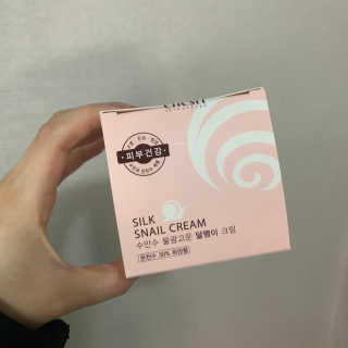 (주)에네스티 [에네스티] 수안수 물광고운 달팽이 크림 50g — 5점을 준 리뷰어가 2020년 4월 올린 사용 사진