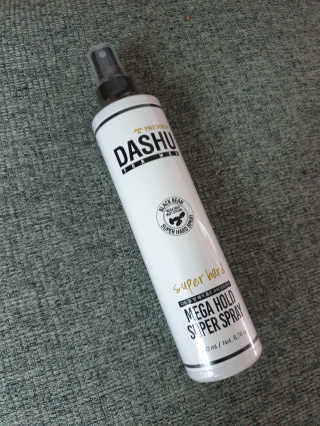 다슈코리아 다슈 포 맨 프리미엄 메가 홀드 슈퍼 스프레이 250ml — 3점을 준 리뷰어가 2019년 3월 올린 사용 사진
